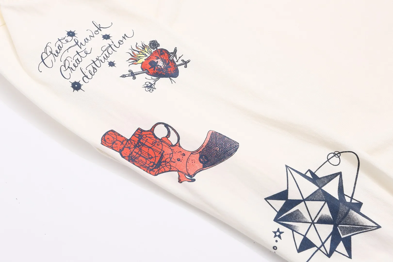 Saint Michael American skull spider print VTG high street distressed loose long-sleeved bottoming T-shirt for men and women Fabric: 260g Style number: SM651 Size: S-M-L-XL Color: White Price: P144